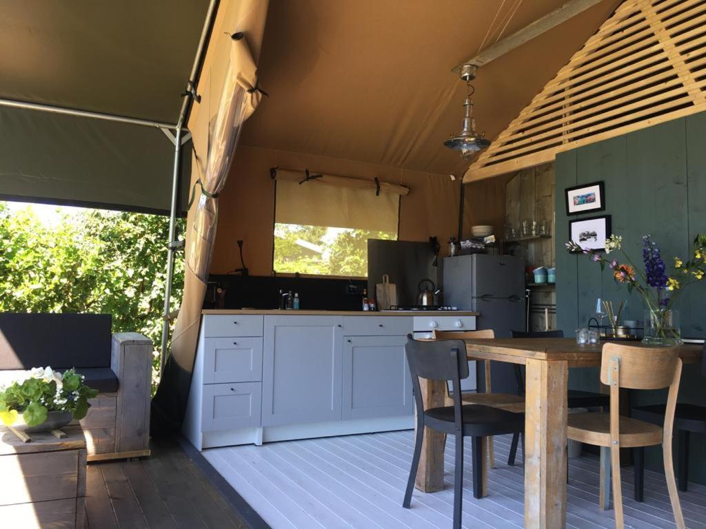 Glamping Aan De Plas Винкевен Экстерьер фото